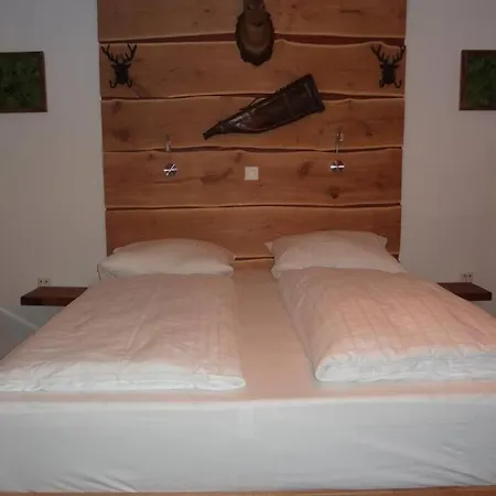 Charmante Rustikale Jaegersuite Mit El Kamin H2o Therme *