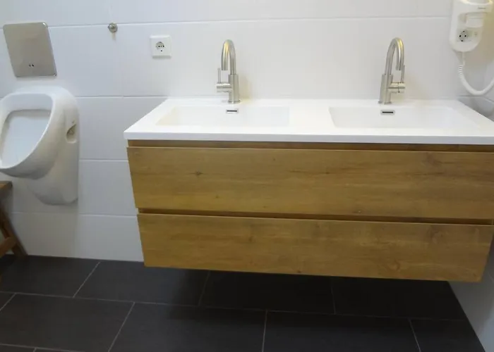 Charmante Rustikale Jaegersuite Mit El Kamin H2o Therme Apartment *